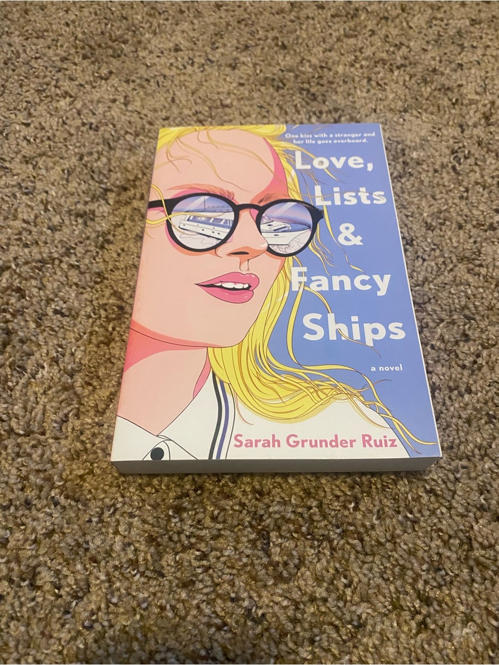Love, Lists & Fancy Ships by Sarah Grunder Ruiz - Paperback book